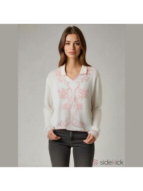 Embroidered Vintage V-Neck Sweater by Jenny, Size M
